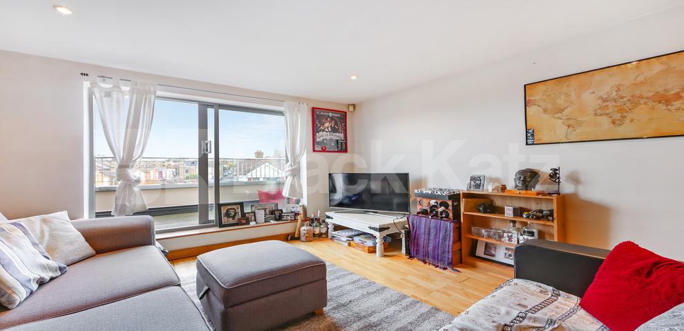 			UNDER OFFER , 1 Bedroom, 1 bath, 1 reception Apartment			 Totterdown Street, Tooting Broadway